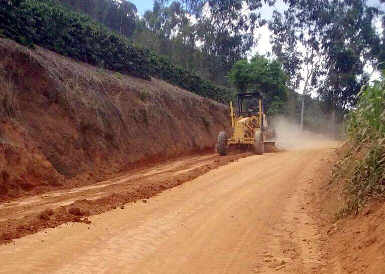 Portal Caparaó  Estrada de Palmeiras recebe patrolamento